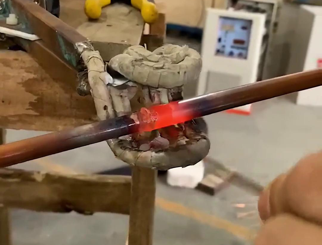 手持式高頻焊機，橫豎焊接銅管，方便操作