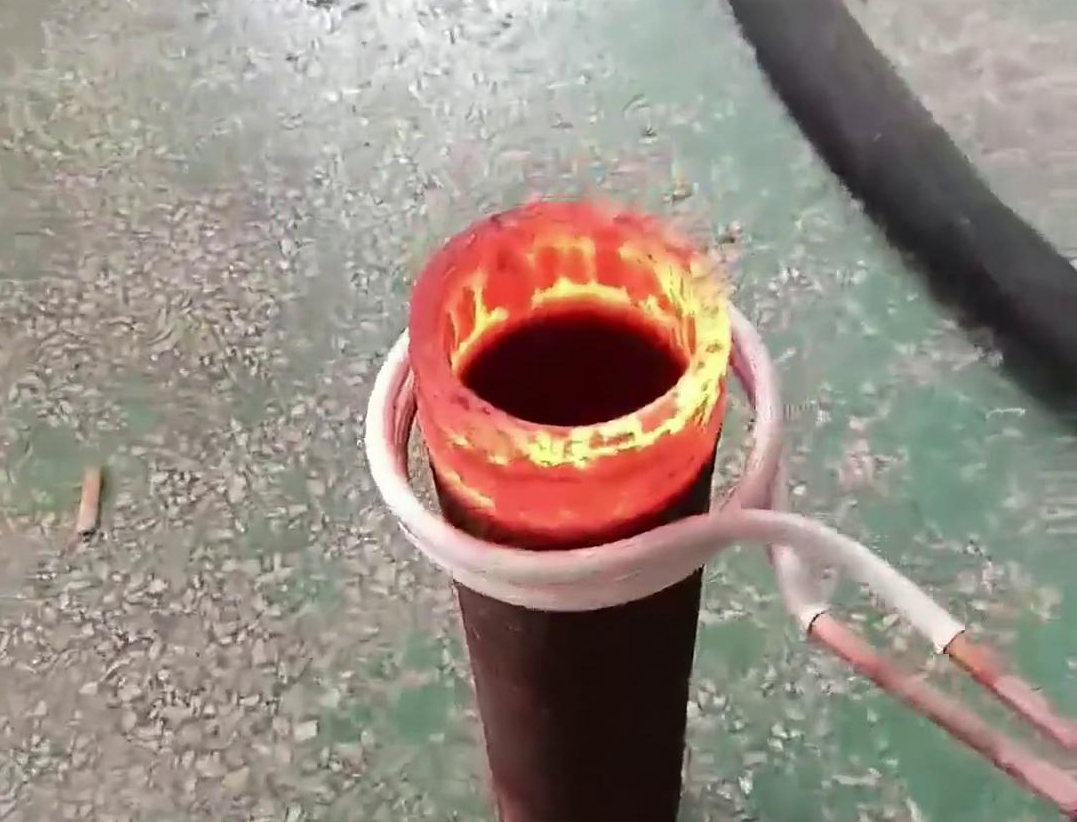 手持式高頻加熱機，輕便靈活，操作簡便